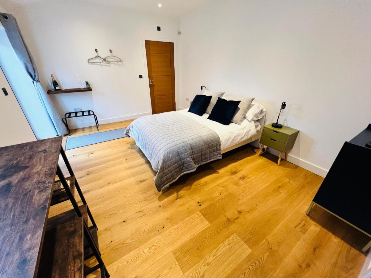 Lavender Retreat Bed and Breakfast Wrexham Exterior foto